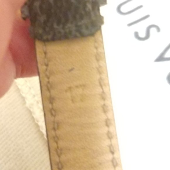 Louis Vuitton Monogram Bow Bracelet - Picture 10 of 12